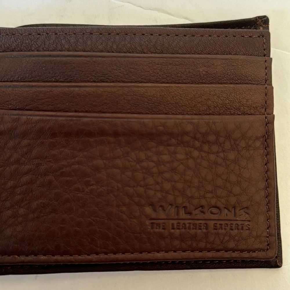 Brand new Wilson’s men’s wallet